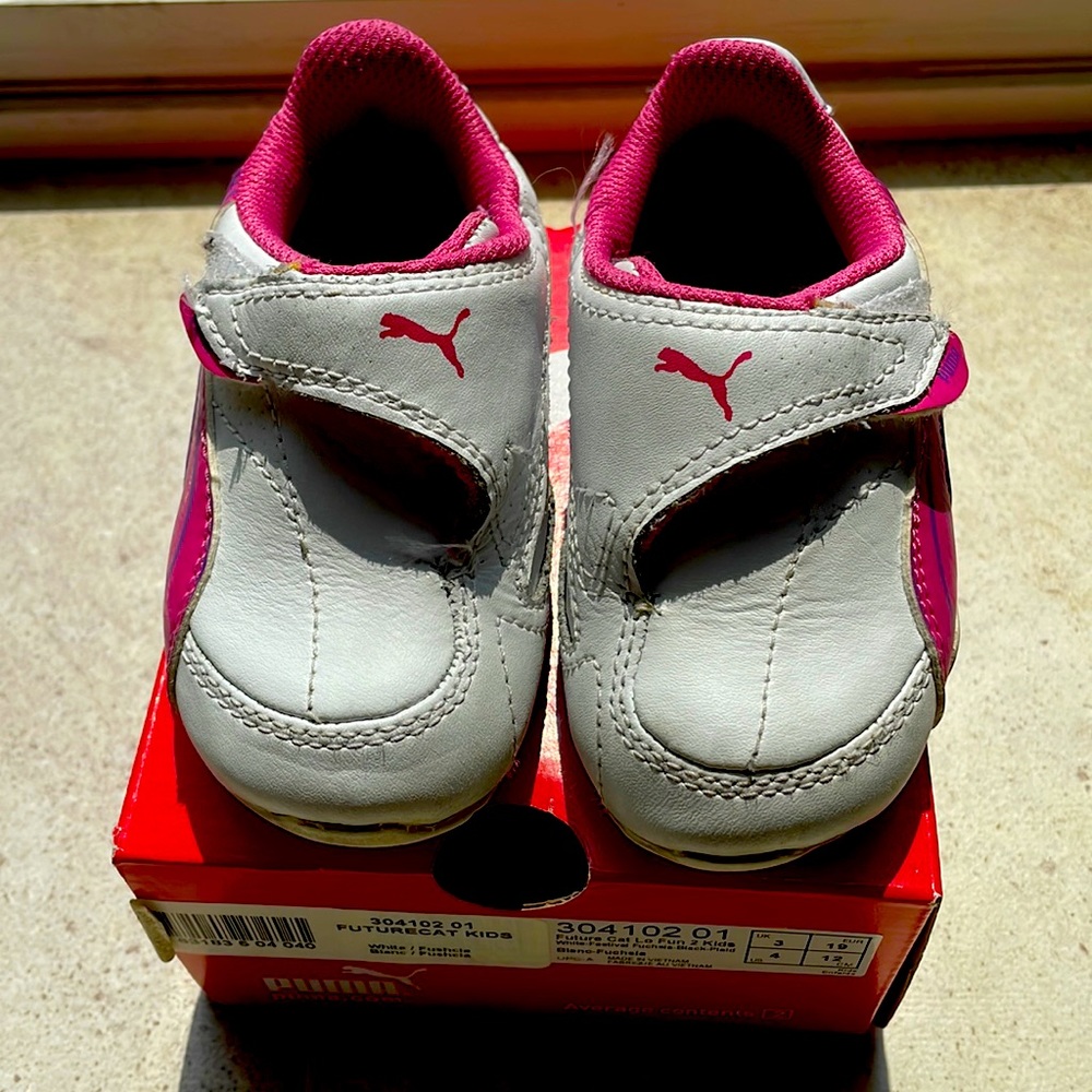 PUMA Toddler walking shoe Size4 Eur19